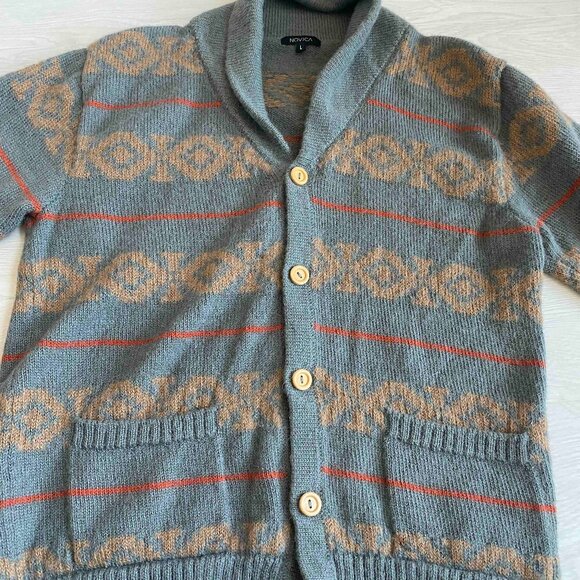 NWOT Gray Men's 100% Alpaca Cardigan from Peru, "Chakana Traveler" Size L Aztec - Picture 8 of 9